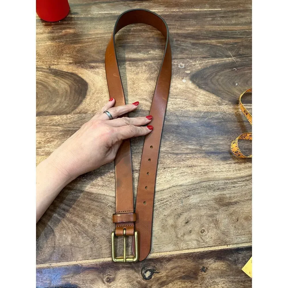 Gap Men's Brown Smooth Leather Metal Buckle Belt Size 36